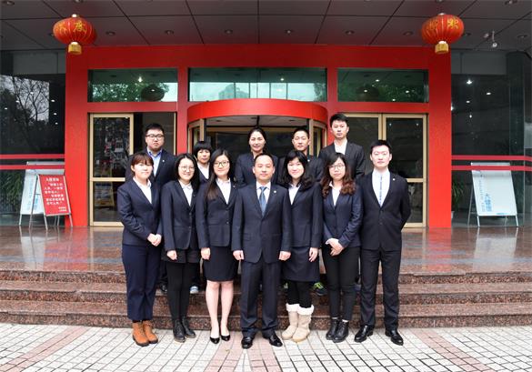 在發(fā)展中創(chuàng)新 在創(chuàng)新中發(fā)展——中鼎公司箱包二部的轉(zhuǎn)型升級(jí)歷程